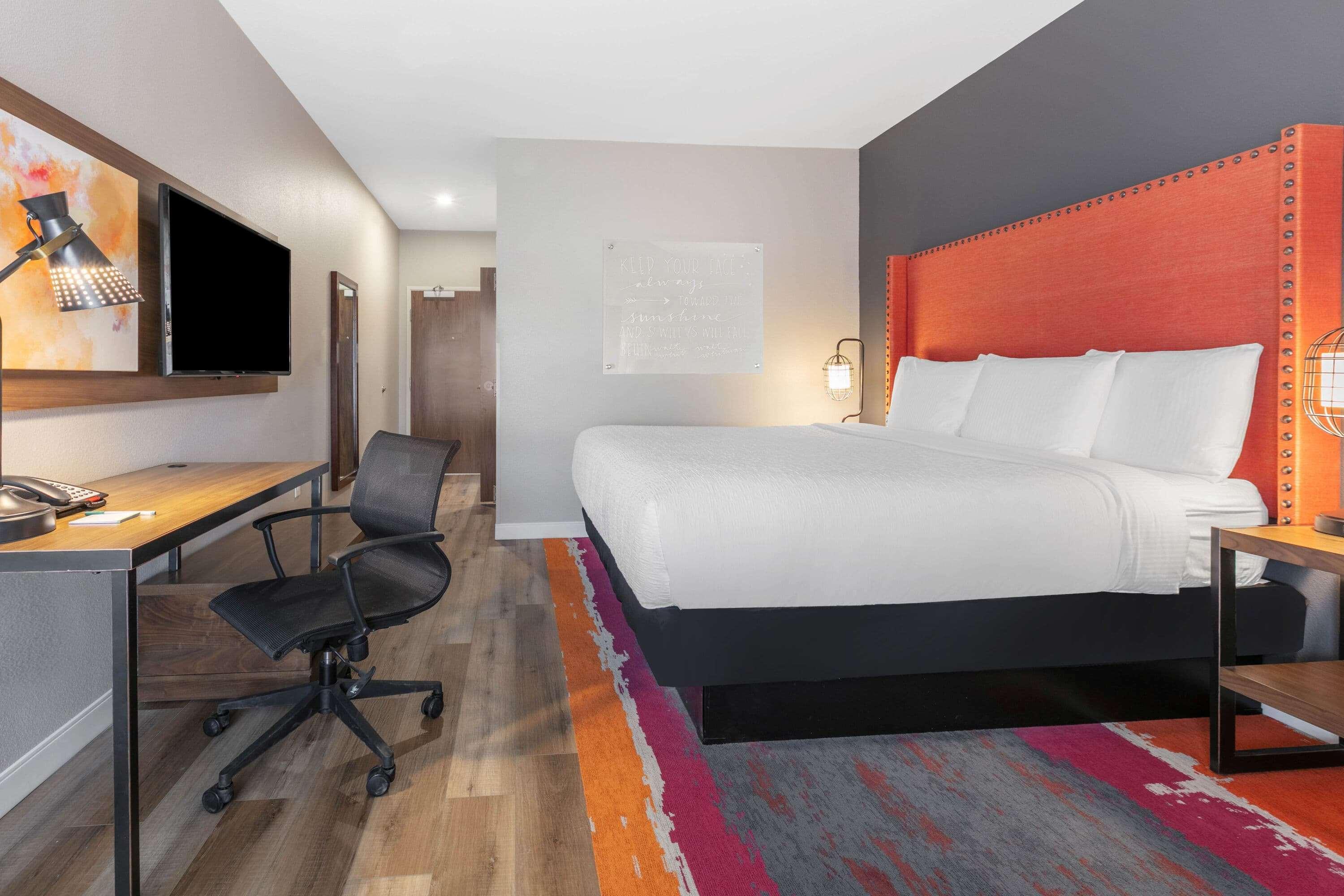 La Quinta Inn&Suites by Wyndham Lewisville Extérieur photo